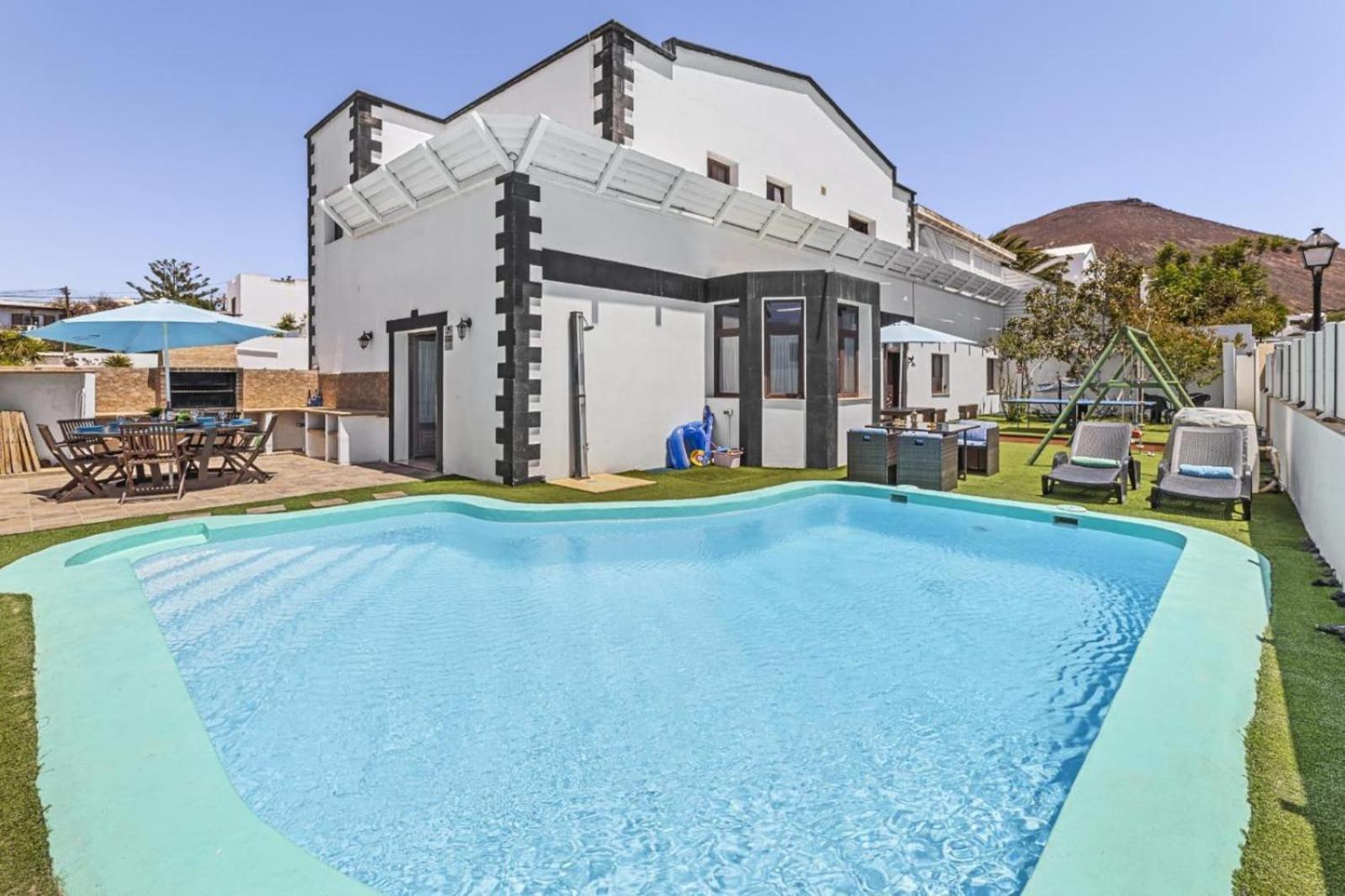 Villa Palacios Herrero Tahiche 外观 照片